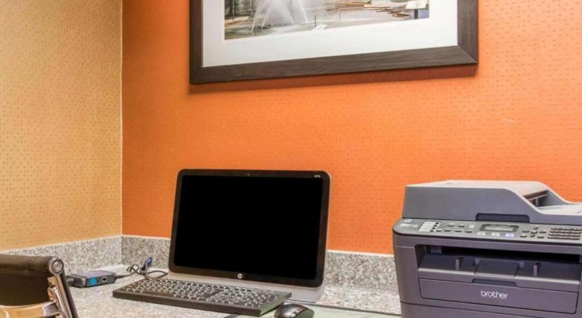 Americinn By Wyndham Memphis East Dış mekan fotoğraf